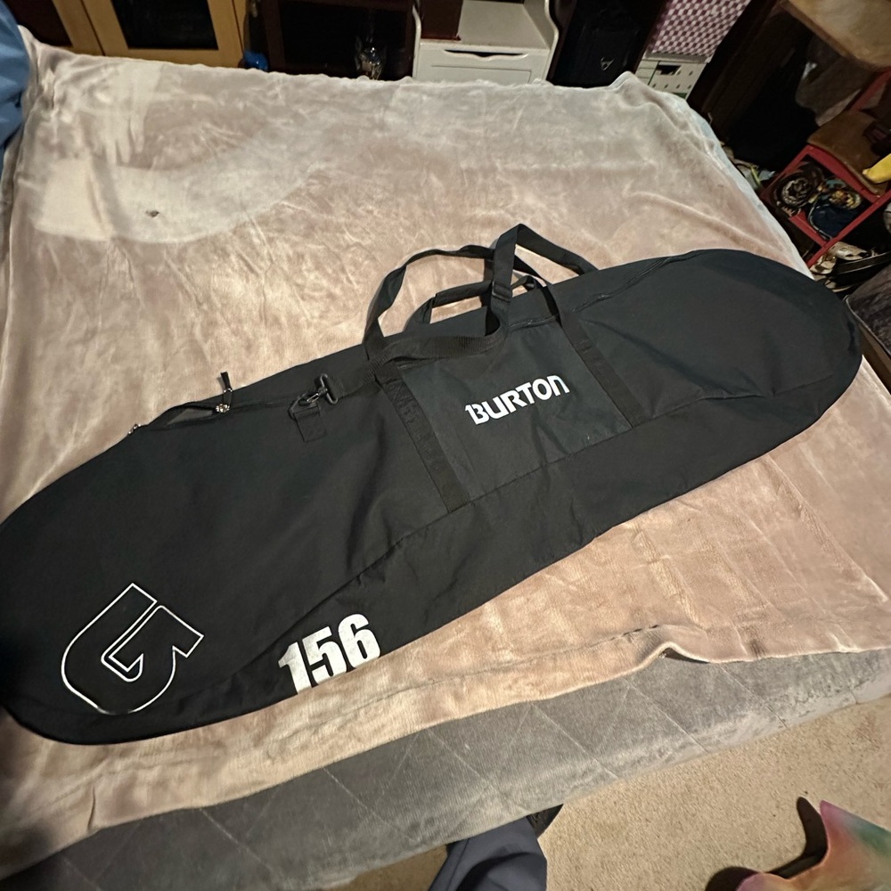 Button 156 snowboard travel bag